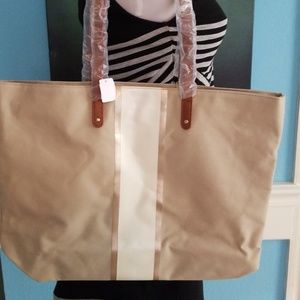 NWT Everyday tote bag
